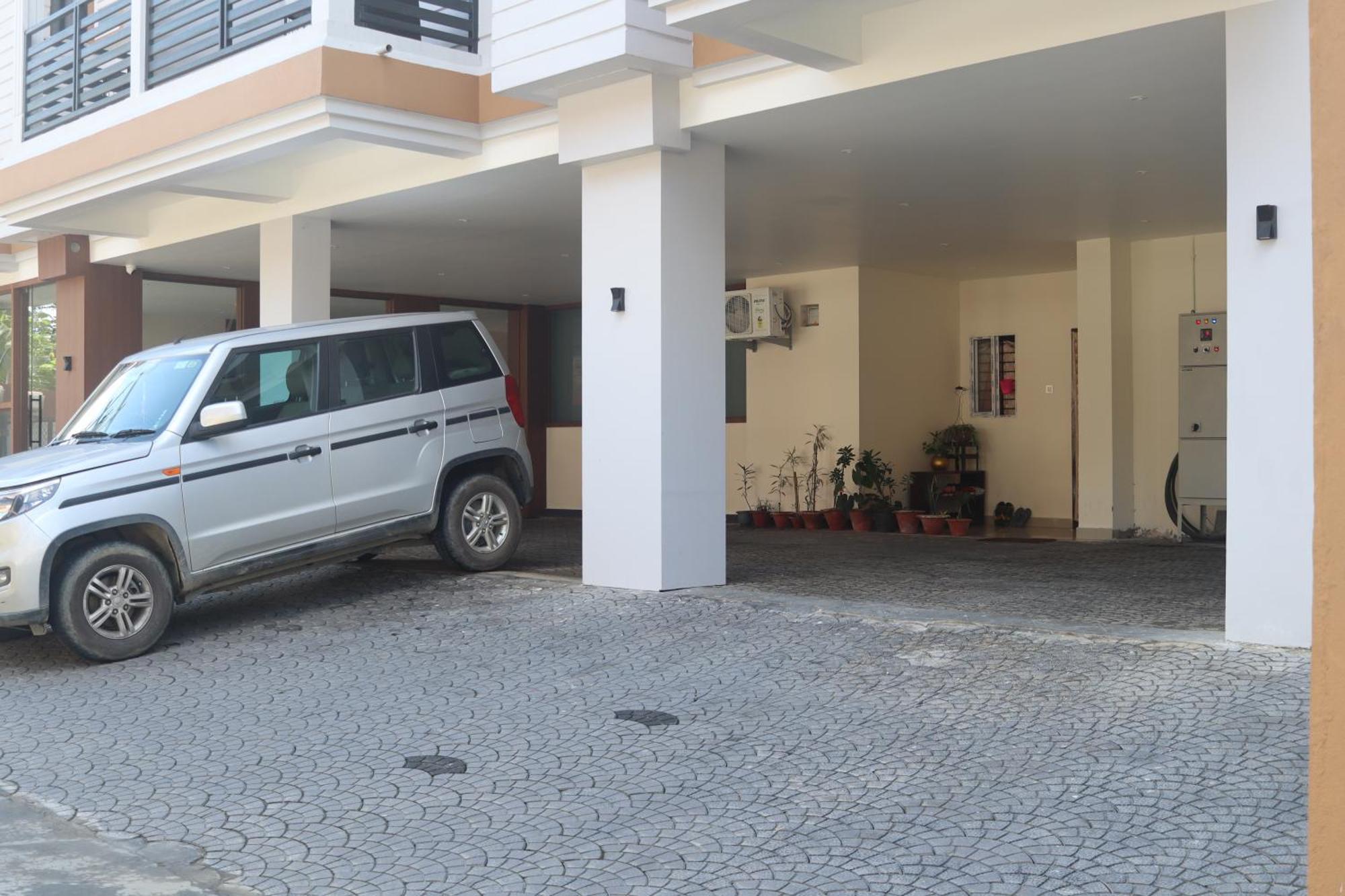 The Dibrugarh Address Ξενοδοχείο Εξωτερικό φωτογραφία